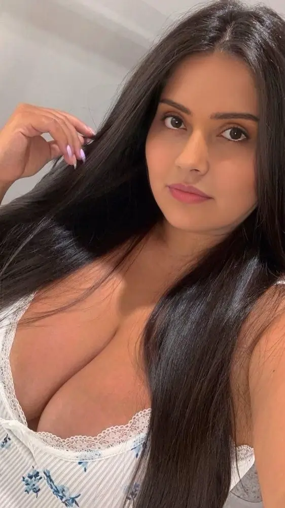 Riya Koregaon Park Call Girl Service